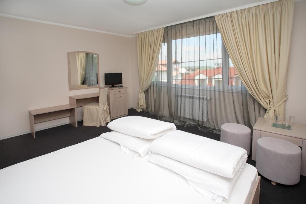 Family Hotel Diana Sofia Phòng bức ảnh