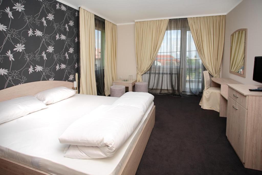 Family Hotel Diana Sofia Phòng bức ảnh